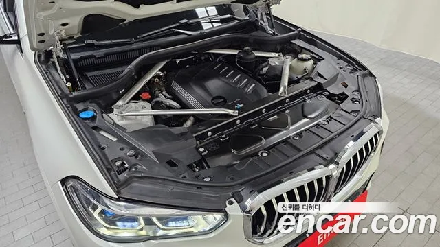 BMW X5 2021 thumb 6