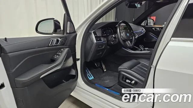 BMW X5 2021 thumb 10