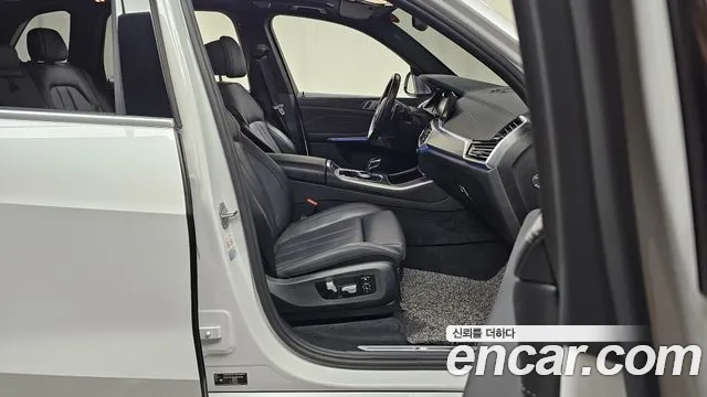 BMW X5 2021 thumb 11