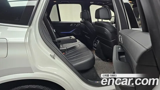 BMW X5 2021 thumb 12