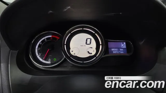 Renault-KoreaSamsung Fluence 2016 thumb 8