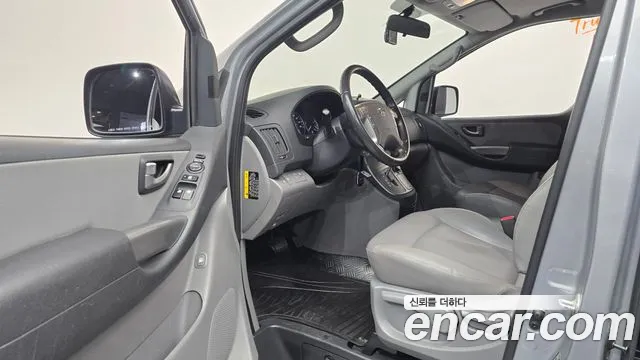 Hyundai Starex 2019 thumb 9