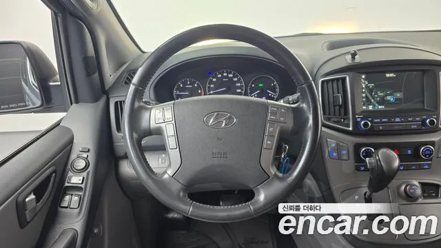 Hyundai Starex 2019 thumb 11