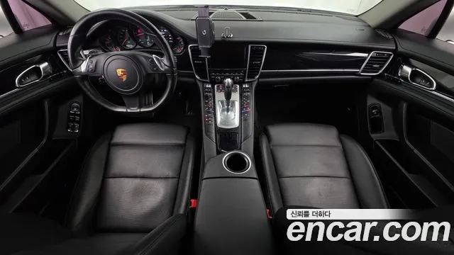 Porsche Panamera 2015 thumb 7