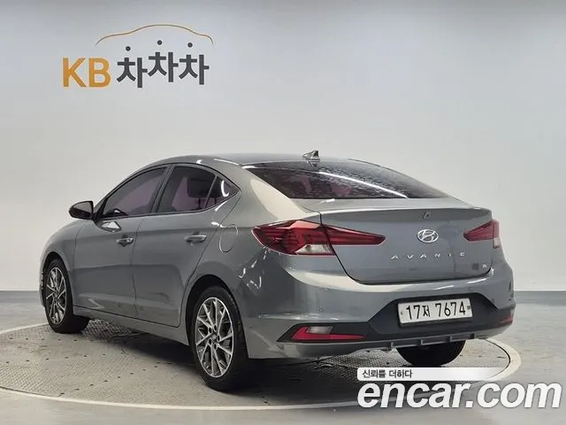 Hyundai Avante 2018 thumb 2