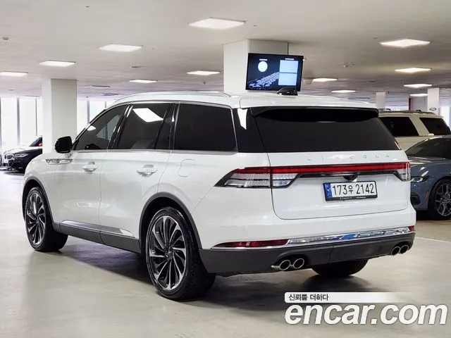 Lincoln Aviator 2024 thumb 2