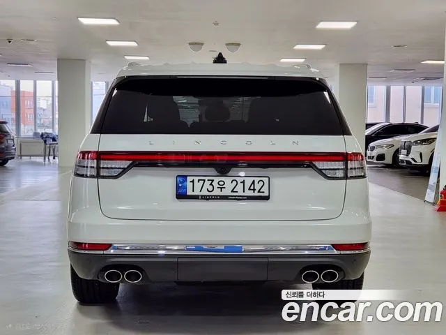 Lincoln Aviator 2024 thumb 4