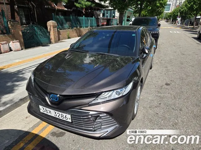 Toyota Camry 2017 thumb 12