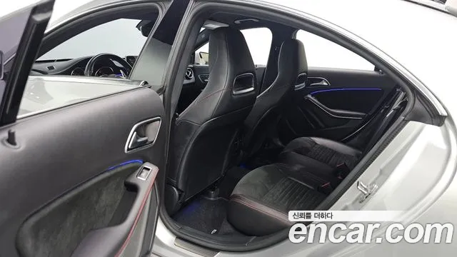 Mercedes-Benz CLA 2018 thumb 12