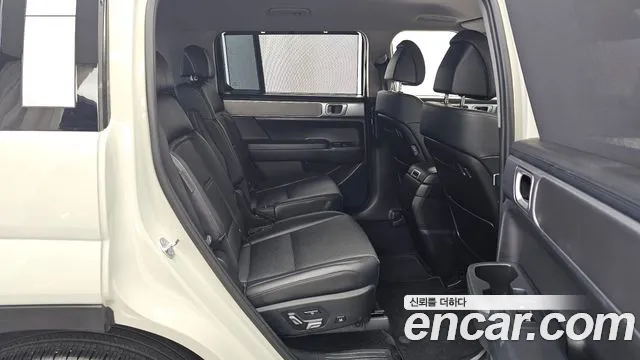 Hyundai Santa Fe 2023 thumb 12