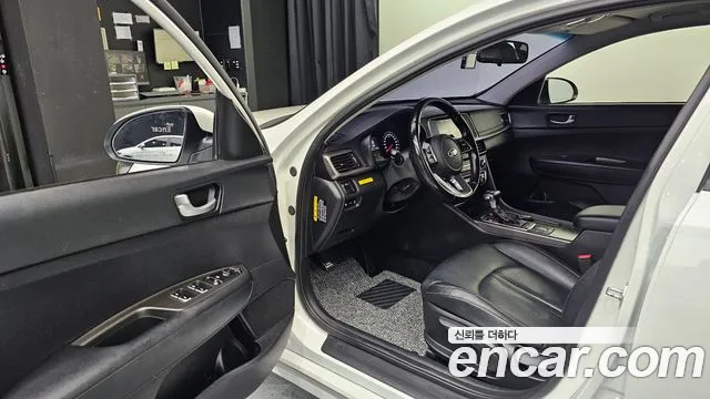 Kia K5 2019 thumb 10