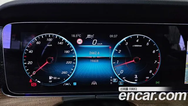 Mercedes-Benz E-Класс 2021 thumb 8