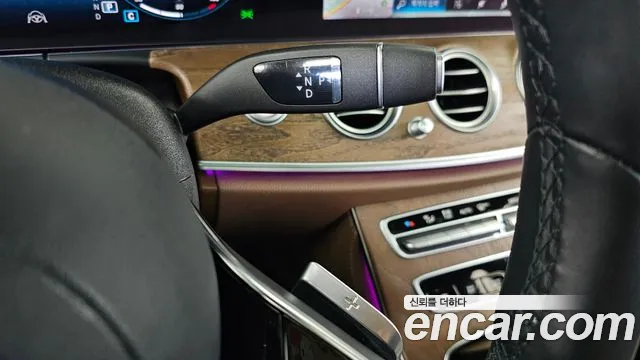 Mercedes-Benz E-Класс 2021 thumb 9