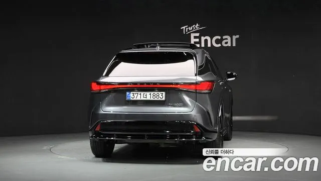 Lexus RX 2025 thumb 4