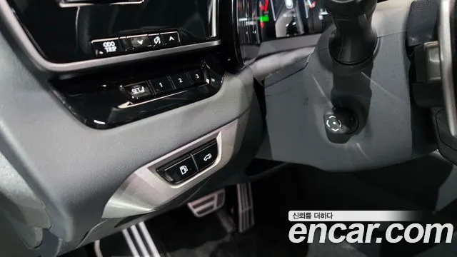 Lexus RX 2025 thumb 12