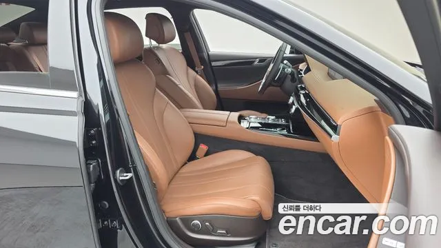 Genesis G80 2023 thumb 11