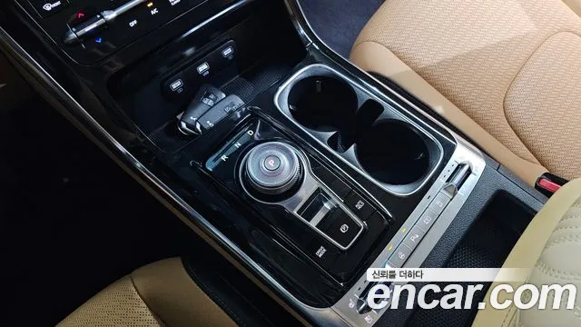 Kia Carnival 2022 thumb 9