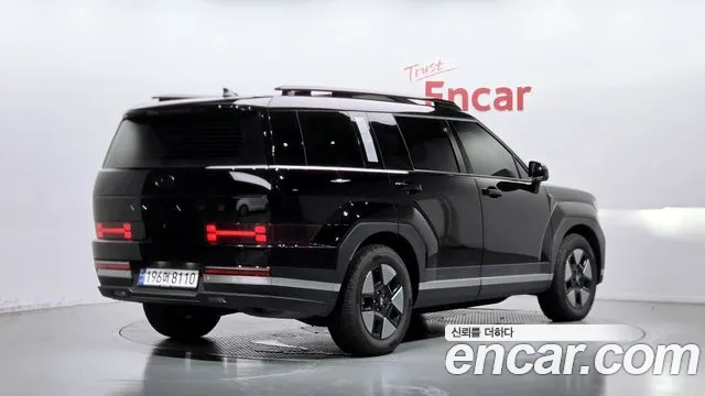 Hyundai Santa Fe 2024 thumb 2