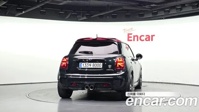 MINI Hatch 2017 thumb 4