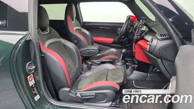 MINI Hatch 2017 thumb 11