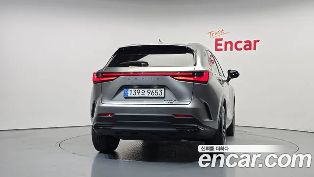 Lexus NX 2024 thumb 4