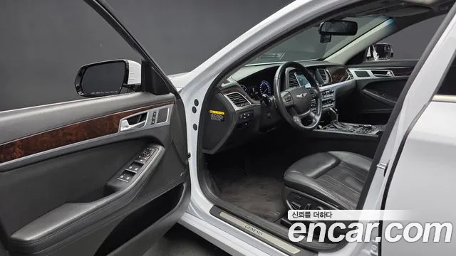 Hyundai Genesis 2015 thumb 10
