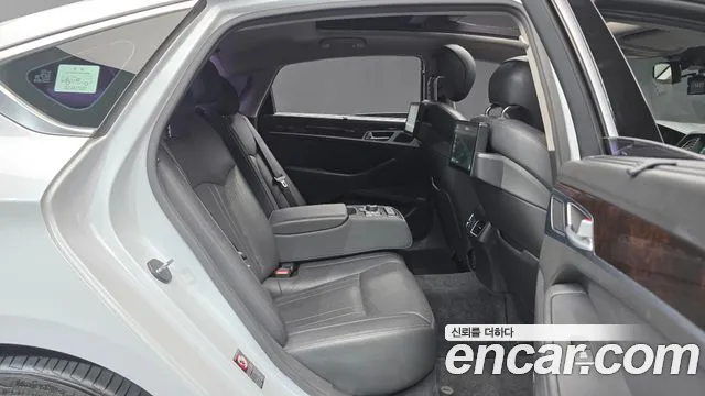 Hyundai Genesis 2015 thumb 12