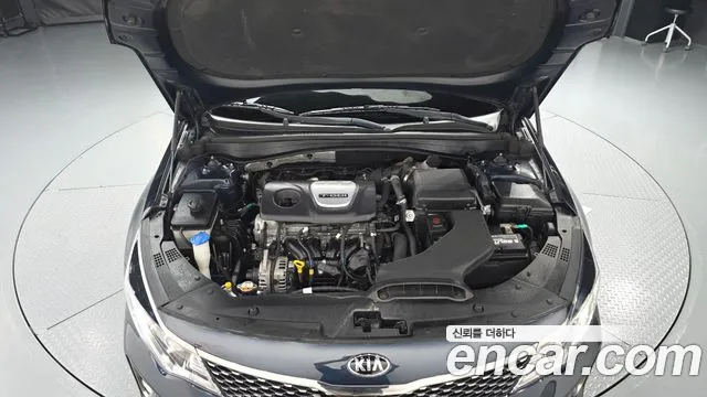 Kia K5 2016 thumb 6