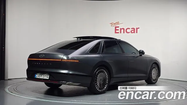Hyundai Grandeur 2023 thumb 2