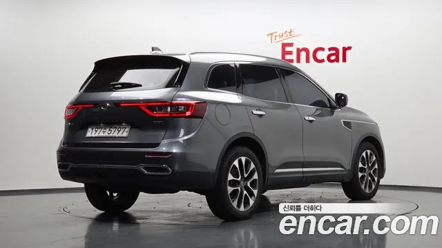 Renault-KoreaSamsung Koleos 2019 thumb 2