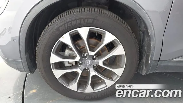 Renault-KoreaSamsung Koleos 2019 thumb 5