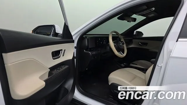 Hyundai Kona 2023 thumb 10