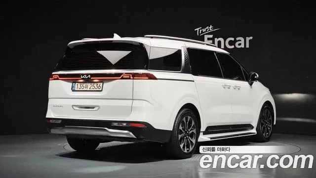 Kia Carnival 2022 thumb 2