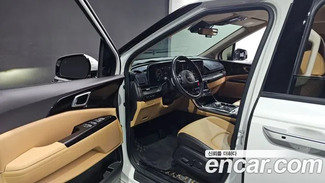 Kia Carnival 2022 thumb 10