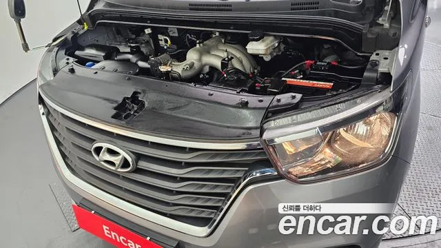 Hyundai Starex 2018 thumb 6