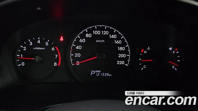 Hyundai Starex 2018 thumb 8