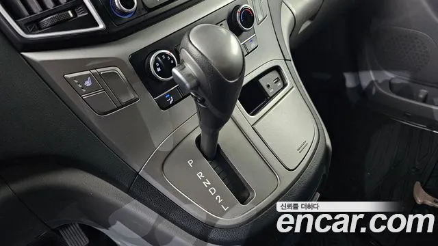 Hyundai Starex 2018 thumb 9