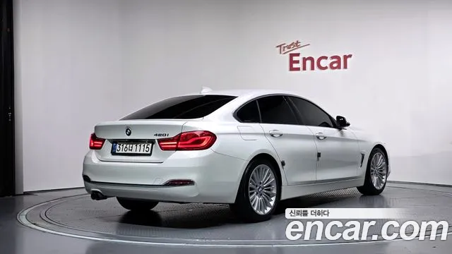 BMW 4-Series 2018 thumb 2