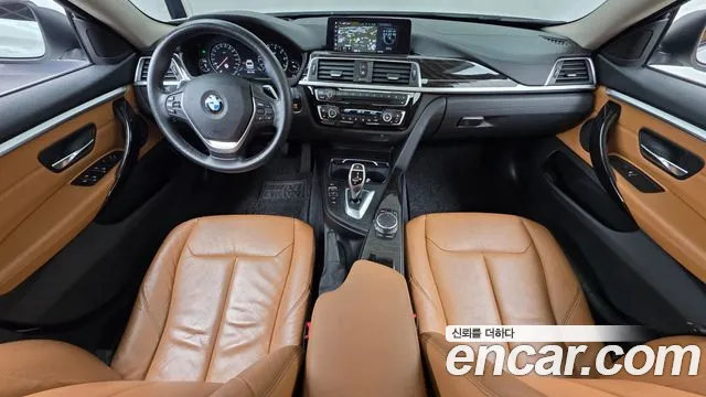 BMW 4-Series 2018 thumb 7