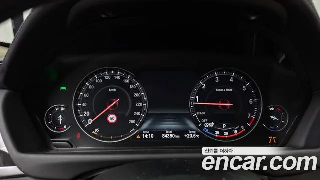 BMW 4-Series 2018 thumb 8