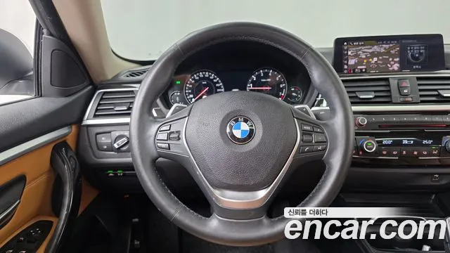 BMW 4-Series 2018 thumb 12