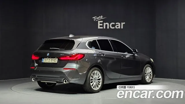 BMW 1-Series 2020 thumb 2