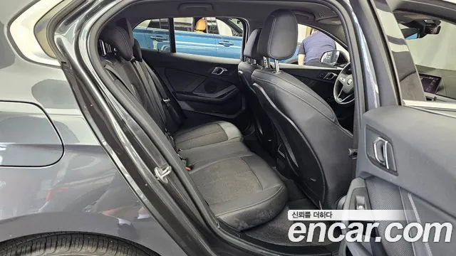 BMW 1-Series 2020 thumb 12