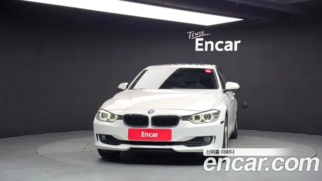 BMW 3-Series 2013 thumb 3