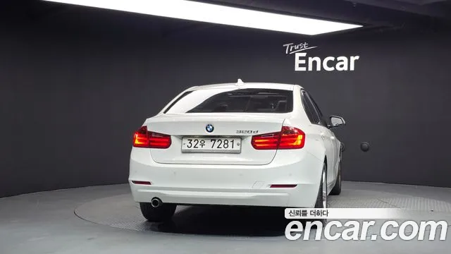 BMW 3-Series 2013 thumb 4