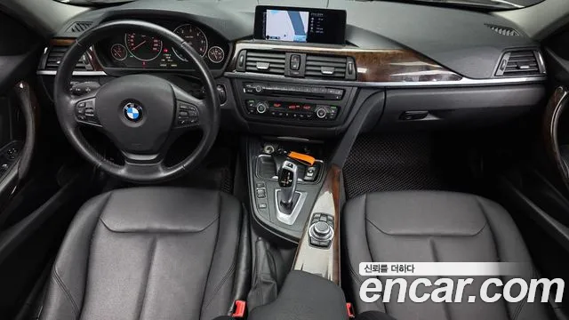 BMW 3-Series 2013 thumb 7