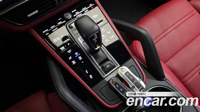 Porsche Cayenne 2022 thumb 9