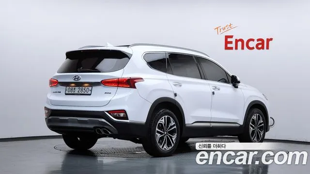 Hyundai Santa Fe 2019 thumb 2