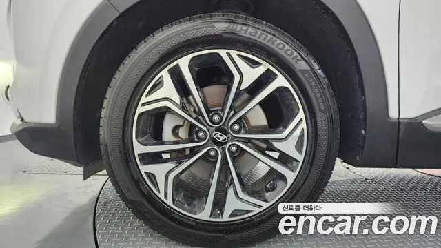 Hyundai Santa Fe 2019 thumb 5
