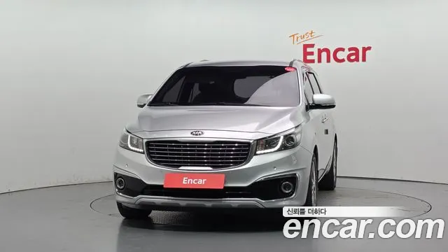 Kia Carnival 2016 thumb 3